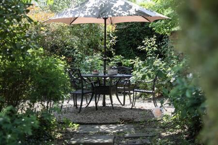 Two Rose Walk Cottage Cotswolds Moreton-in-Marsh Εξωτερικό φωτογραφία